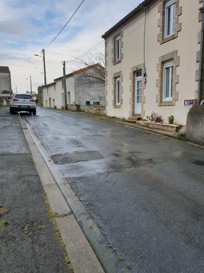 Gite La Belle Vallee Maison Independante 80M2 A 12 Min Du Puy Du Fou Treize-Vents Exterior foto
